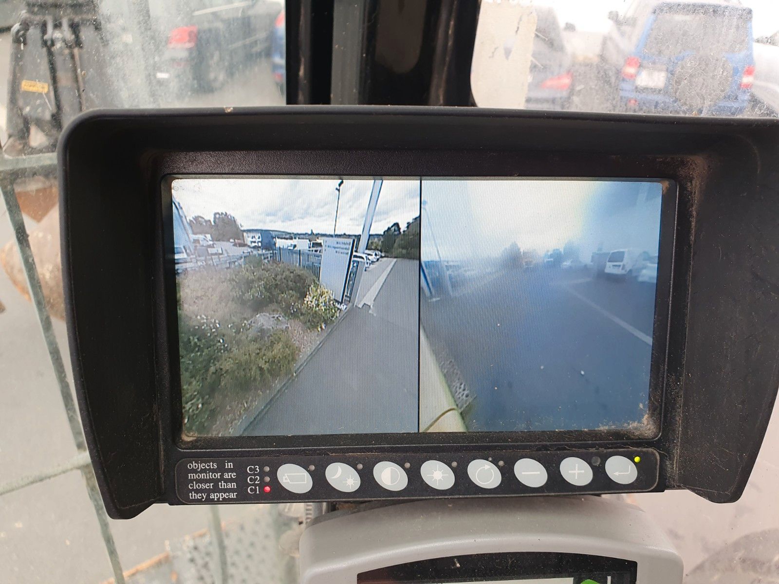 Fahrzeugabbildung CAT MH3024 / MH 3024 / Greifer / 2018 / 9.424h