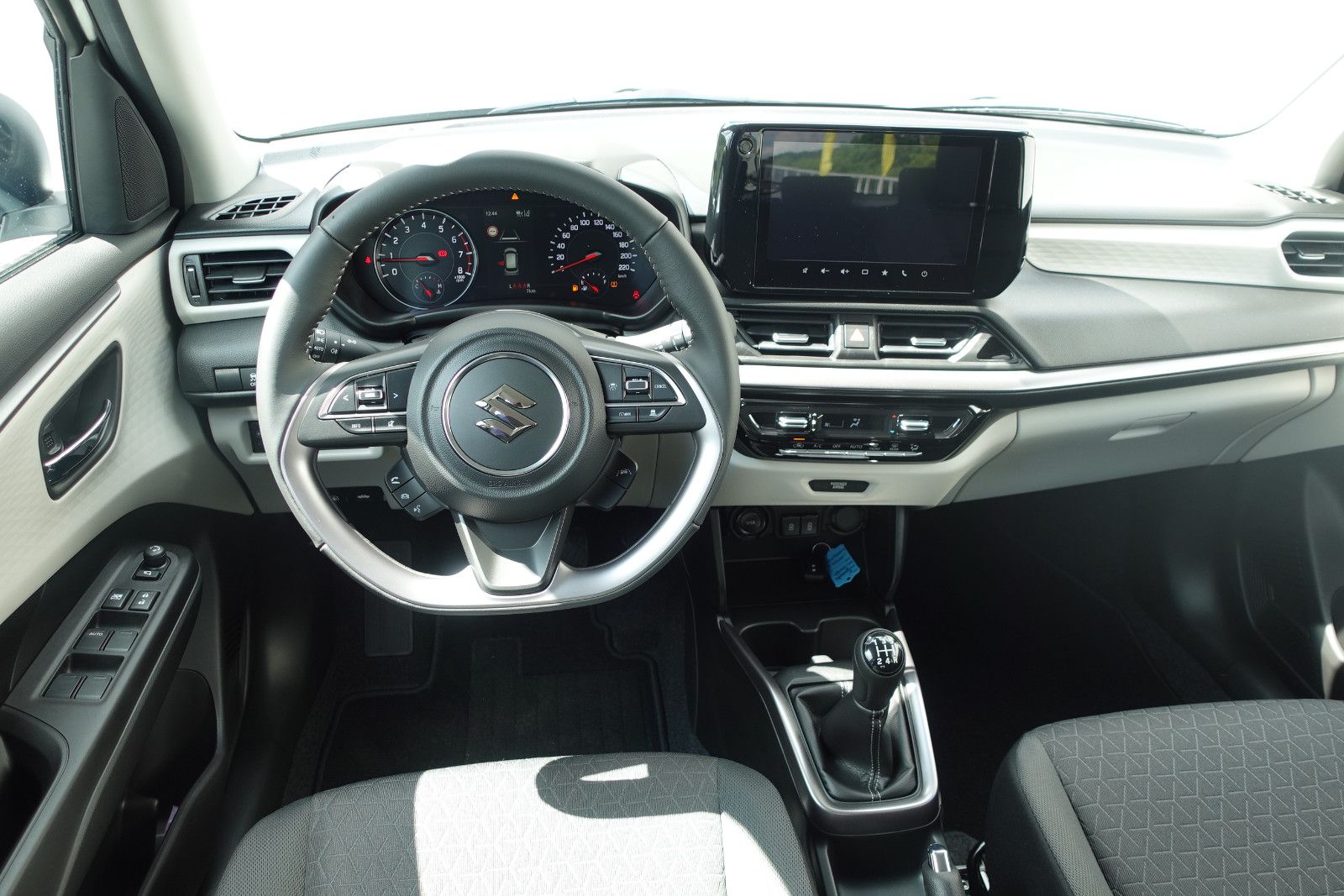Fahrzeugabbildung Suzuki Swift Comfort+ 1.2 MildHybrid,Navi,Kamera,Sitzhz