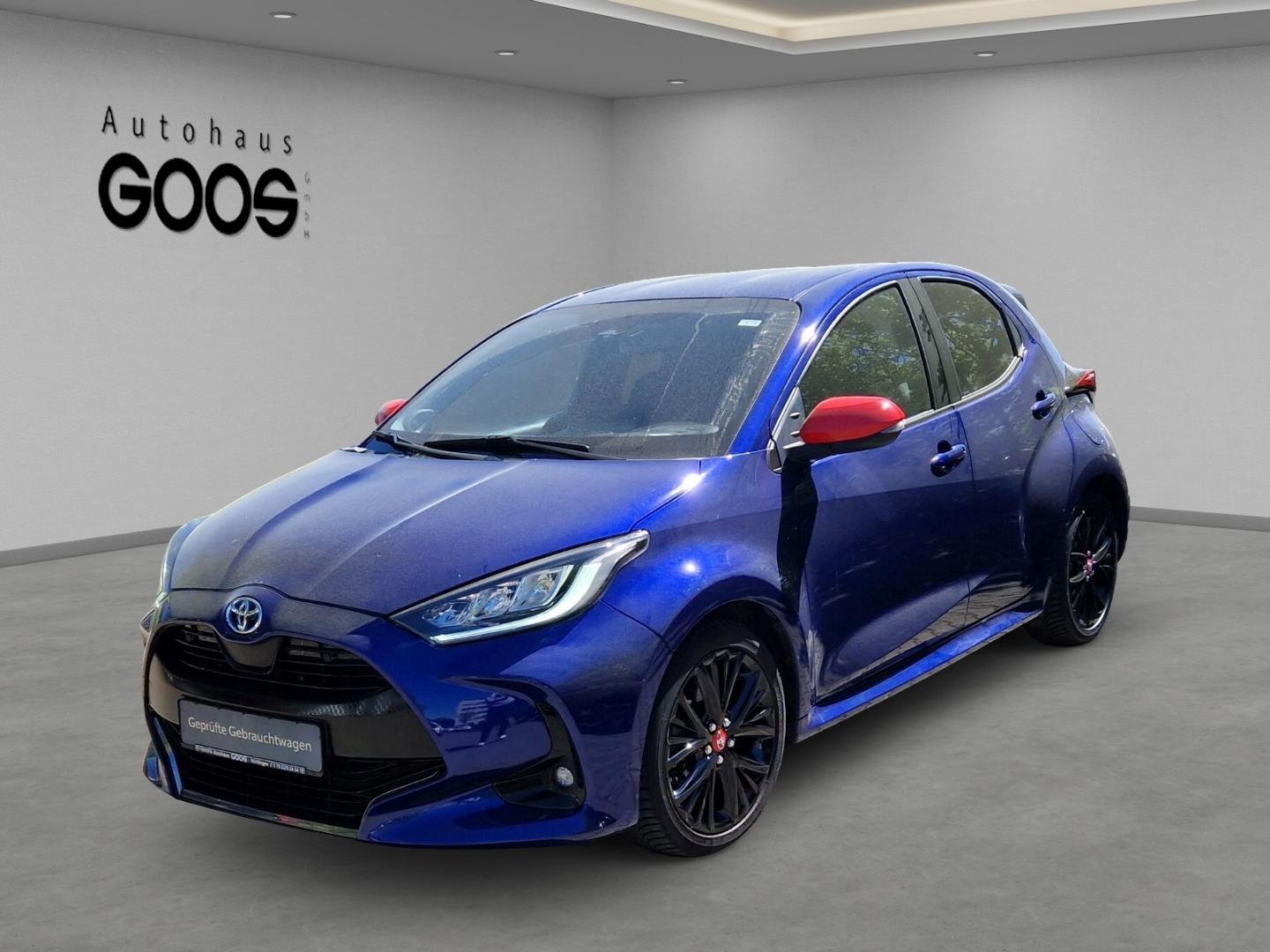 Toyota Yaris Hybrid Tokyo Pop-Out HUD Navi Soundsystem 