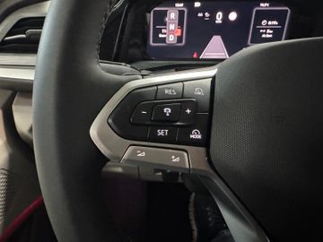 Volkswagen T7 Multivan AHK StHz Panodach Kamera