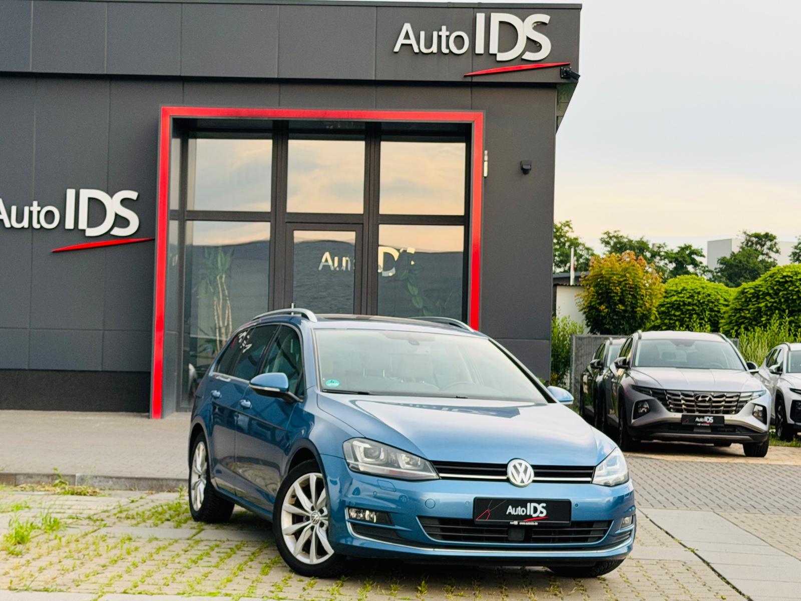 Volkswagen Golf VII Variant Highline/Standheizung/Pano/SHZ