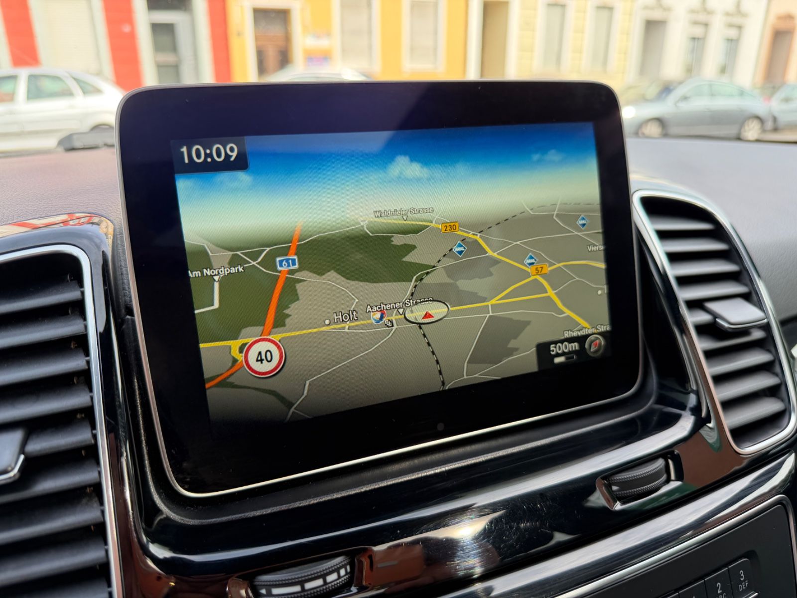 Fahrzeugabbildung Mercedes-Benz GLE 350 d 4Matic AMG LINE NEUER MOTOR VOLLAUSST.