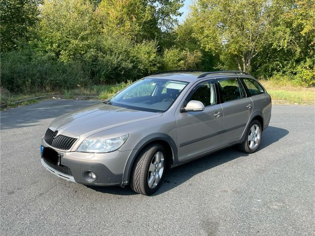 Skoda Octavia Scout 2.0 TDI 4x4, Allrad