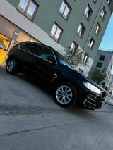 BMW X5 xDrive30d -Scheft-Head -Up,360kamera,AHK - BMW X5 Gebrauchtwagen in München