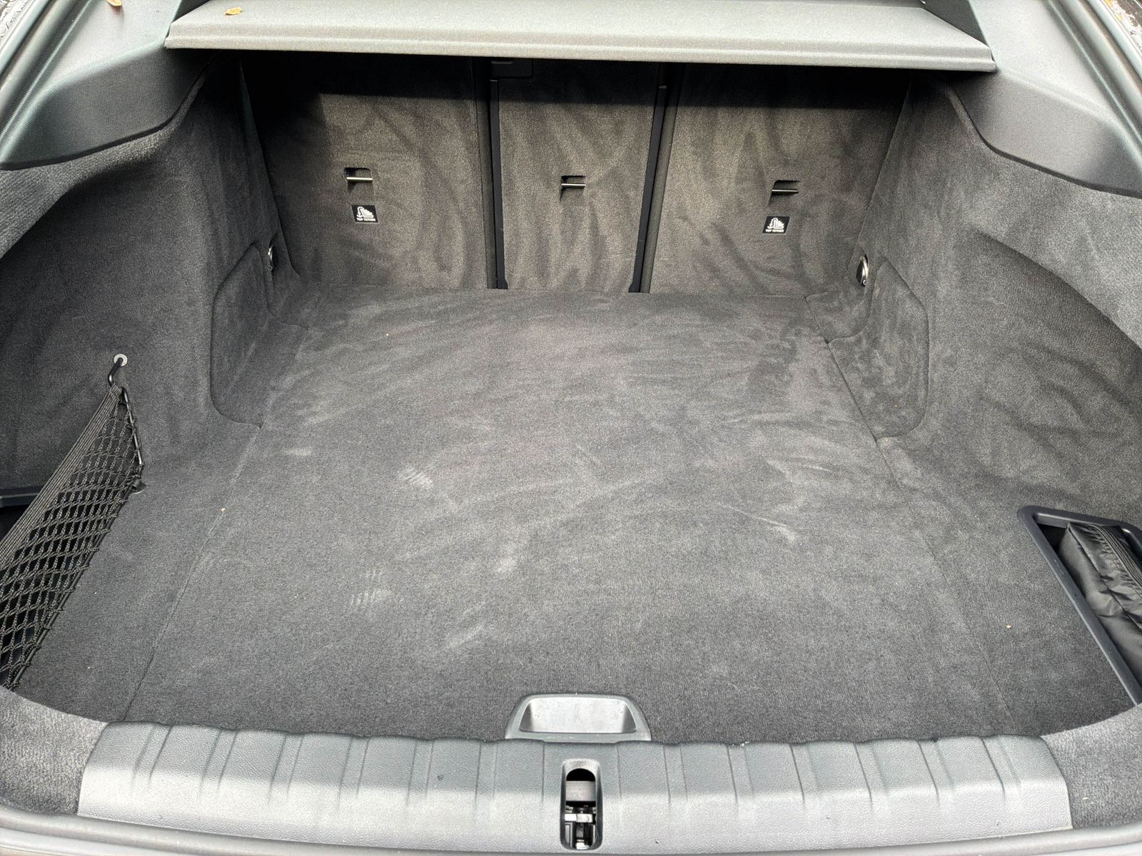 BMW i4 - Bild 13