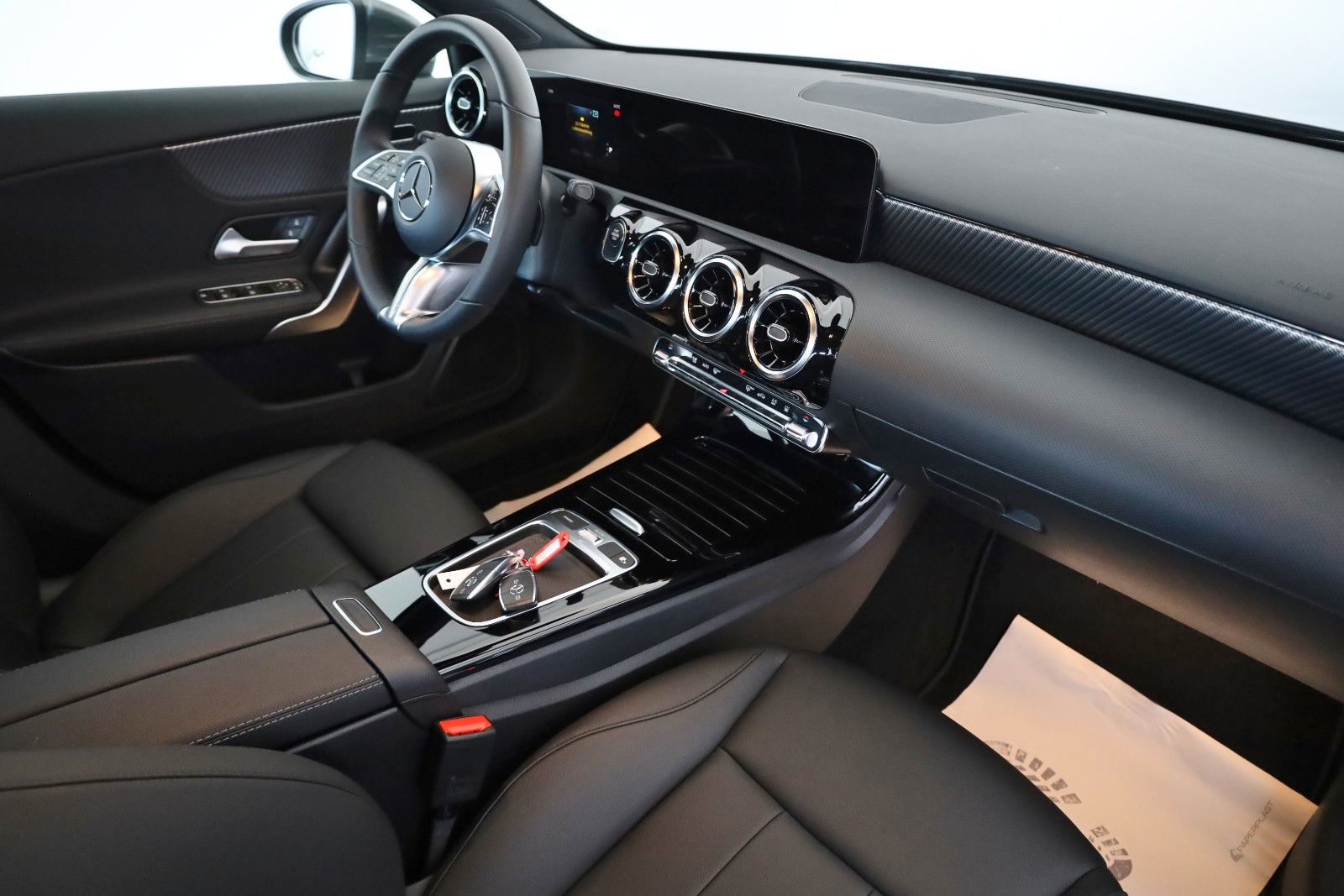 Fahrzeugabbildung Mercedes-Benz A 250 e, Progressive, Leder,Navi,LED,SH,Facelift