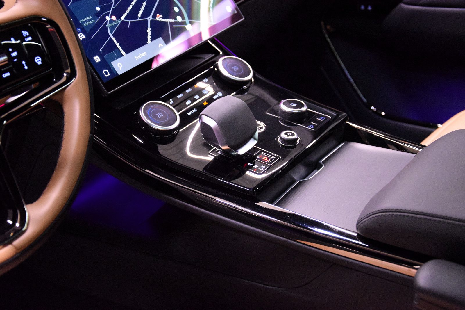 Fahrzeugabbildung Land Rover Range Rover Sport D350 Autobiography SV Bespoke