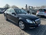 Mercedes-Benz E 200 E Limousine Aut. E 200 CDI BlueEfficiency - Mercedes-Benz E 200: E200cdi