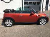 MINI R57 ONE Cabrio - MINI ONE aus 2010