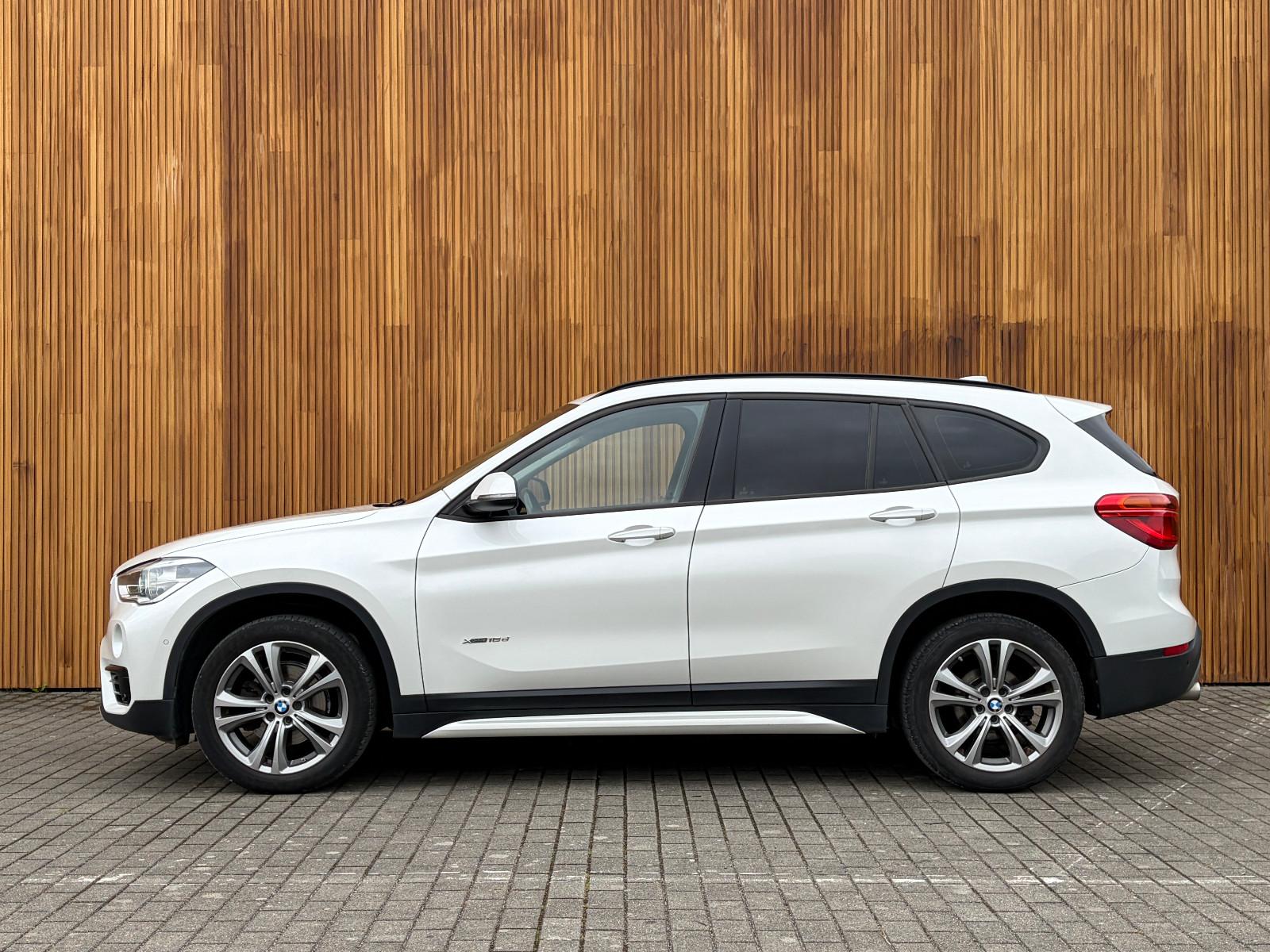 BMW X1 xDrive 18d Autom. Sport Line