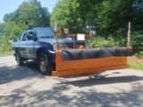 Mitsubishi L200 Winterdienst Schneepflug Streuer - gebrauchte Mitsubishi L200 aus dem Jahr 2003