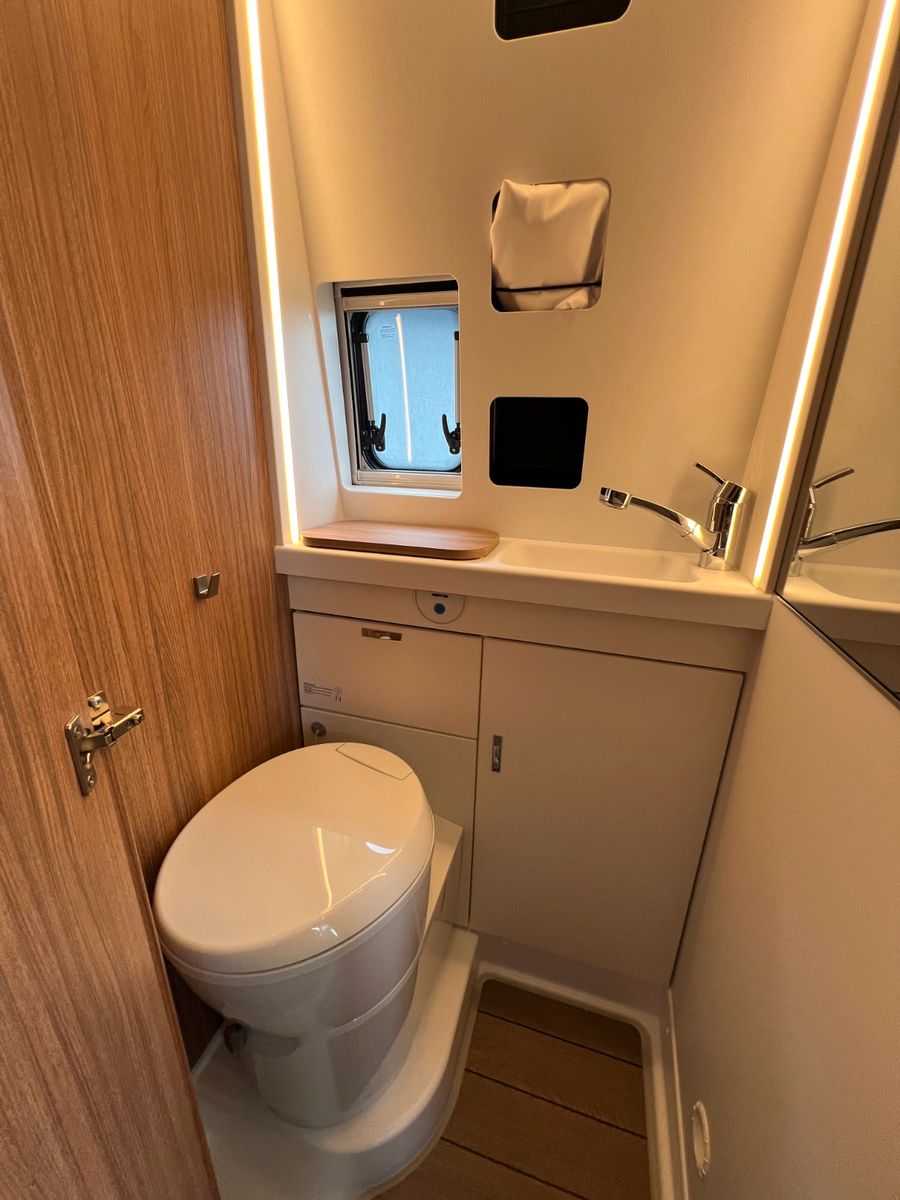 Fahrzeugabbildung Weinsberg CaraBus 630 ME Edition Fire