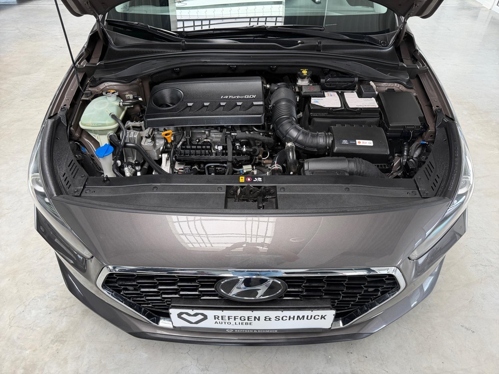 Hyundai I30 FASTBACK PREMIUM DCT NAVI+LED+DAB+APPLE+ACC+