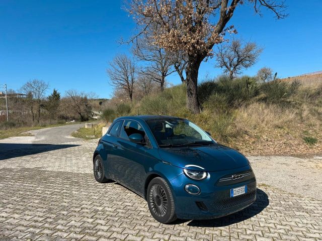 Fiat 500e Passion Berlina 42 kWh