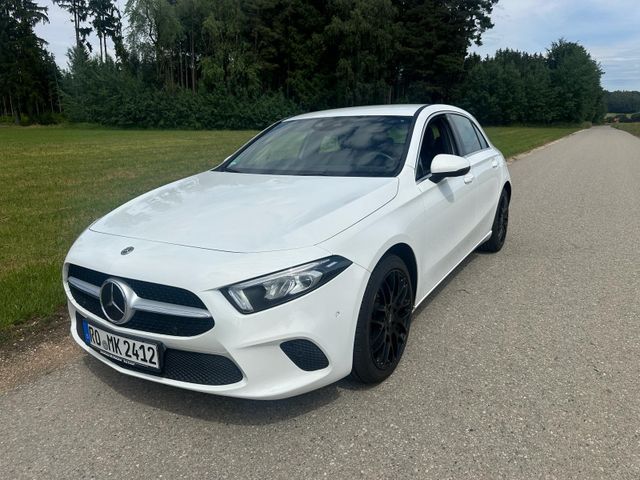 MERCEDES-BENZ A 220 - HU 06.2028