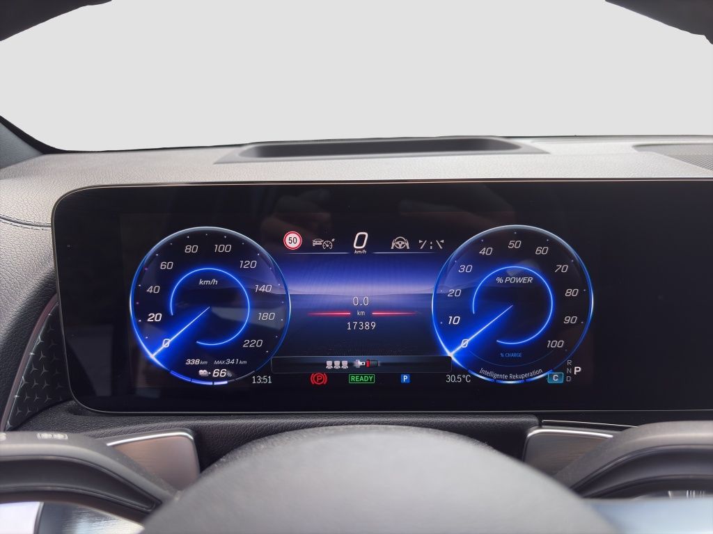 Fahrzeugabbildung Mercedes-Benz EQB 250+ AMG*NIGHT*HUD*K-GO*MEMORY*DISTR*360°