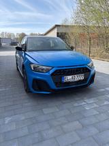 Audi A1 40 TFSI S tronic Sportback - S line turboblau - Audi: Turbo