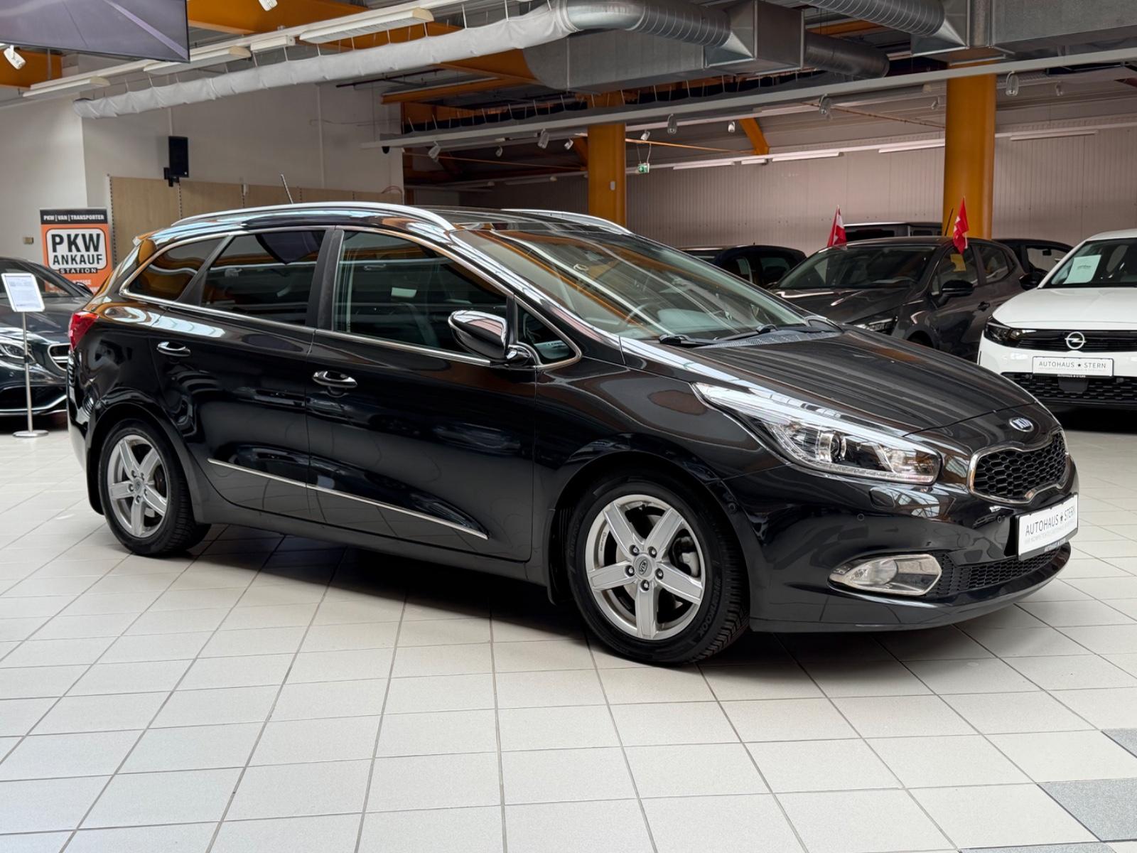 Kia Ceed Kombi Platinum Edition|Kamera|Xenon|LHZ|AHK