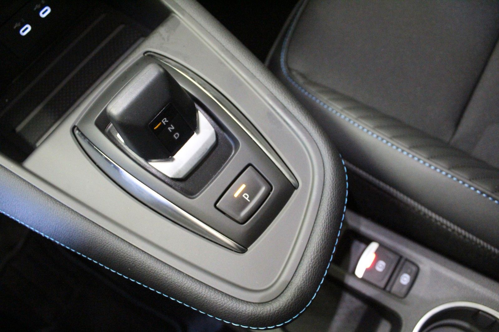 Fahrzeugabbildung Renault Symbioz Mild Hybrid 140 EDC Esprit Alpine