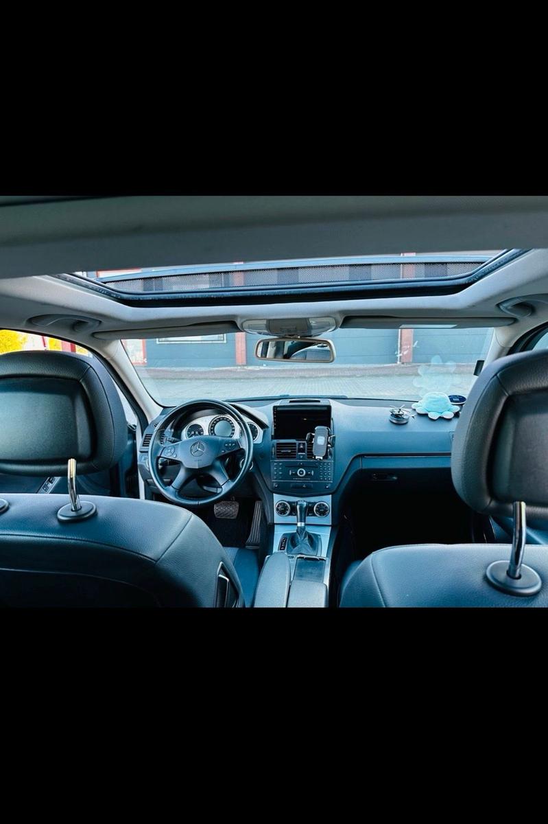 Mercedes-Benz C280 2008 — interior