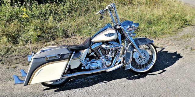 Harley-Davidson Road King~Auspuff~21 Zoll~Chicano~Sonderlack