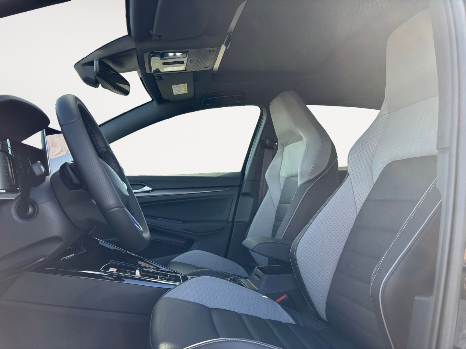 Volkswagen Golf - Bild 10