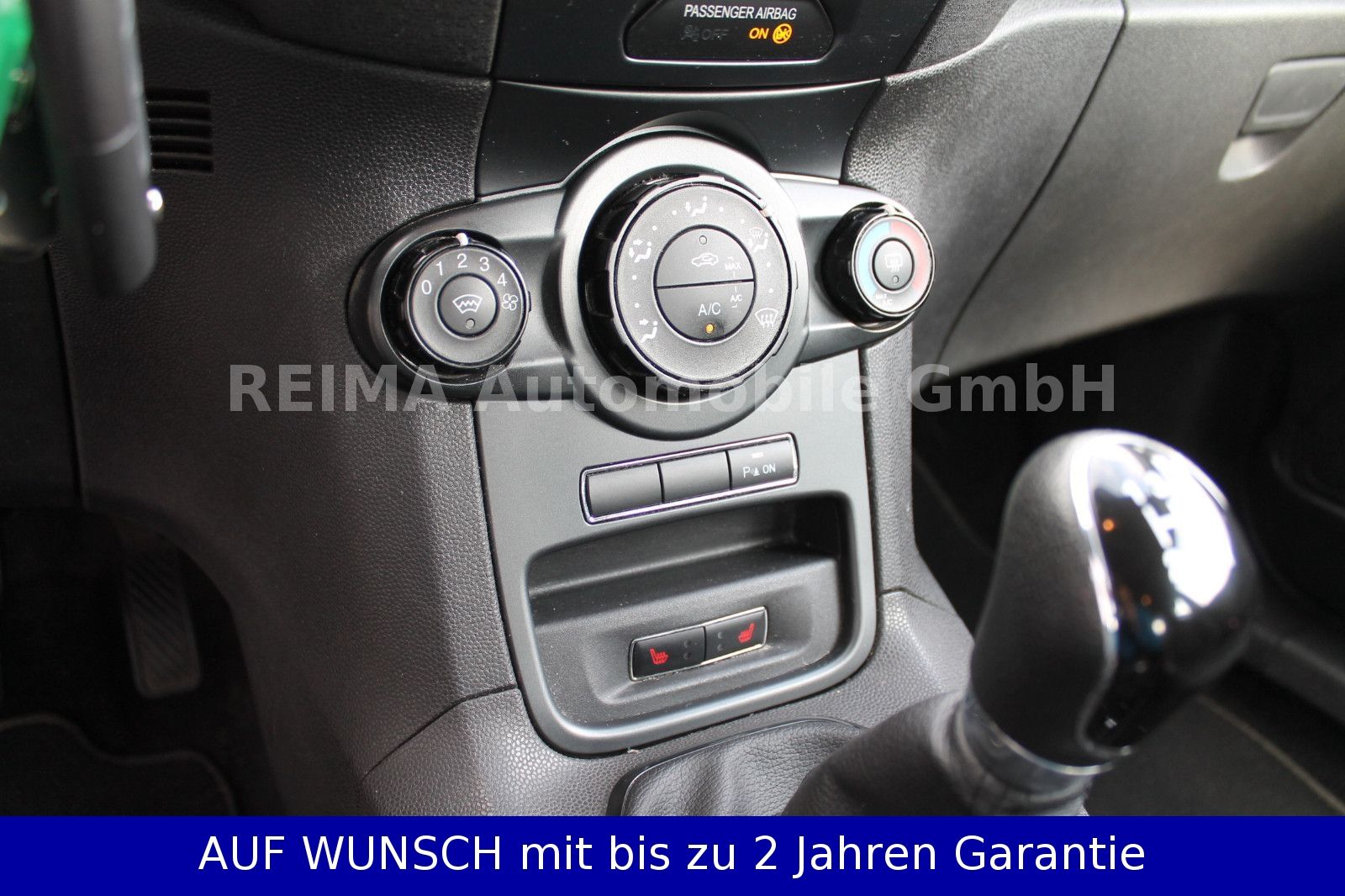 Fahrzeugabbildung Ford Fiesta 1,0i Celebration, Klima, Winterpaket