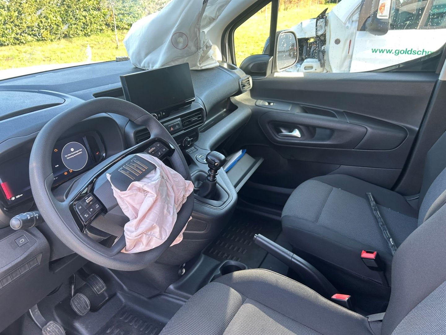 Fahrzeugabbildung Fiat Doblo Kasten L2 1.5 BlueHDi CSA Pharma Arznei