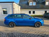 Skoda Octavia 2.0 TSI DSG RS Combi RS - Skoda Octavia: Blau, RS