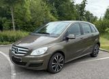 Mercedes-Benz B 180 - TÜV & AU neu, Alufelgen, Carplay