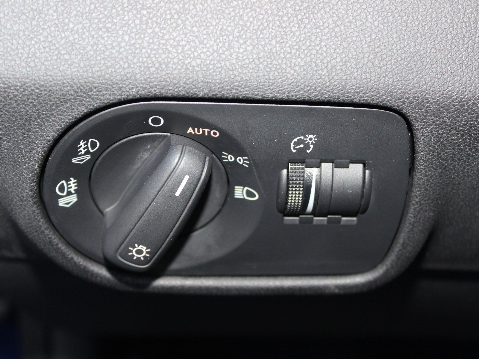 Fahrzeugabbildung Audi A1 basis ultra 1,0 TFSi