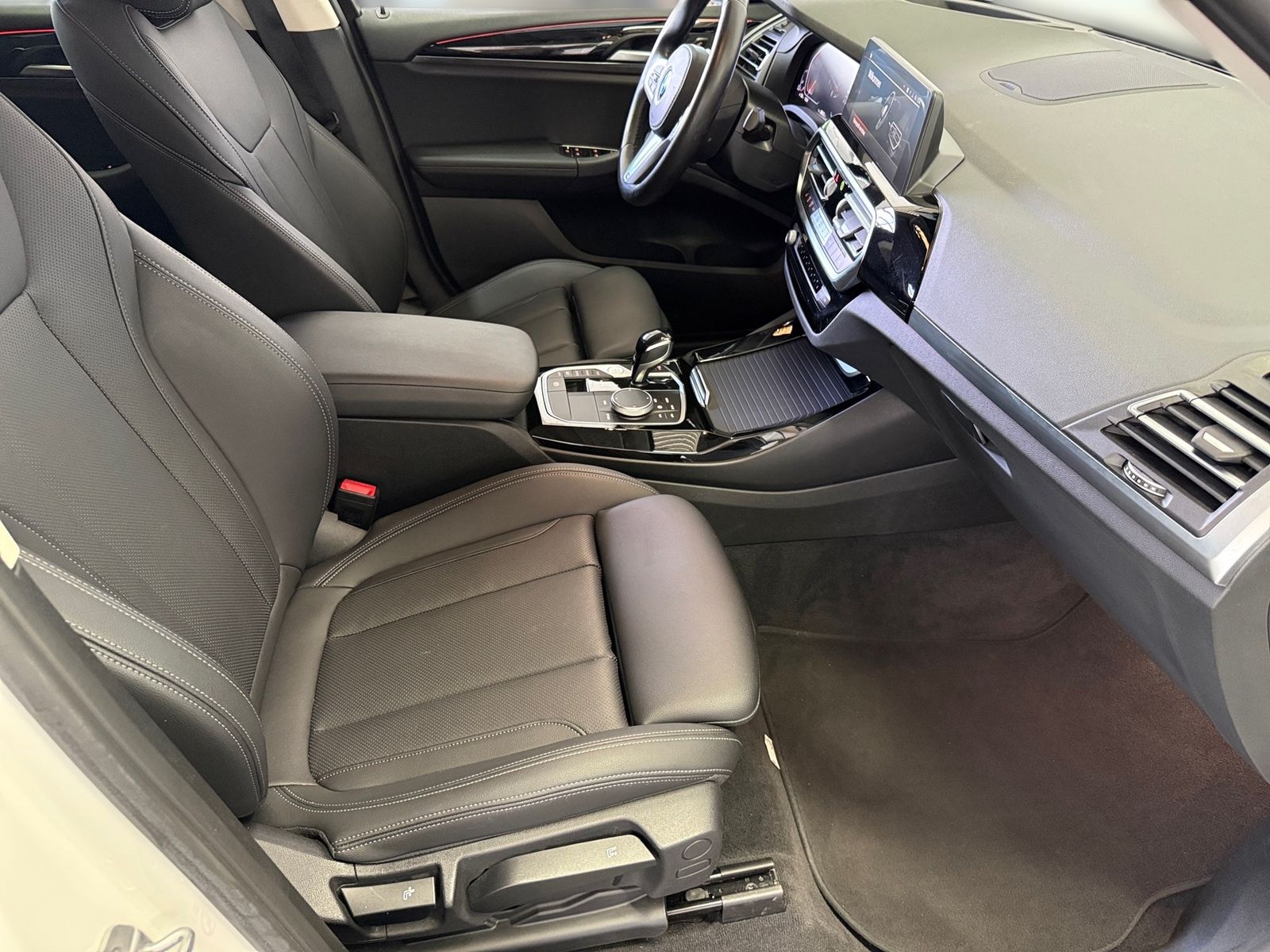 BMW X3xDrive20d*LED*Navi*Kamera*HUD*Leder*M Lenkrad* foto 18