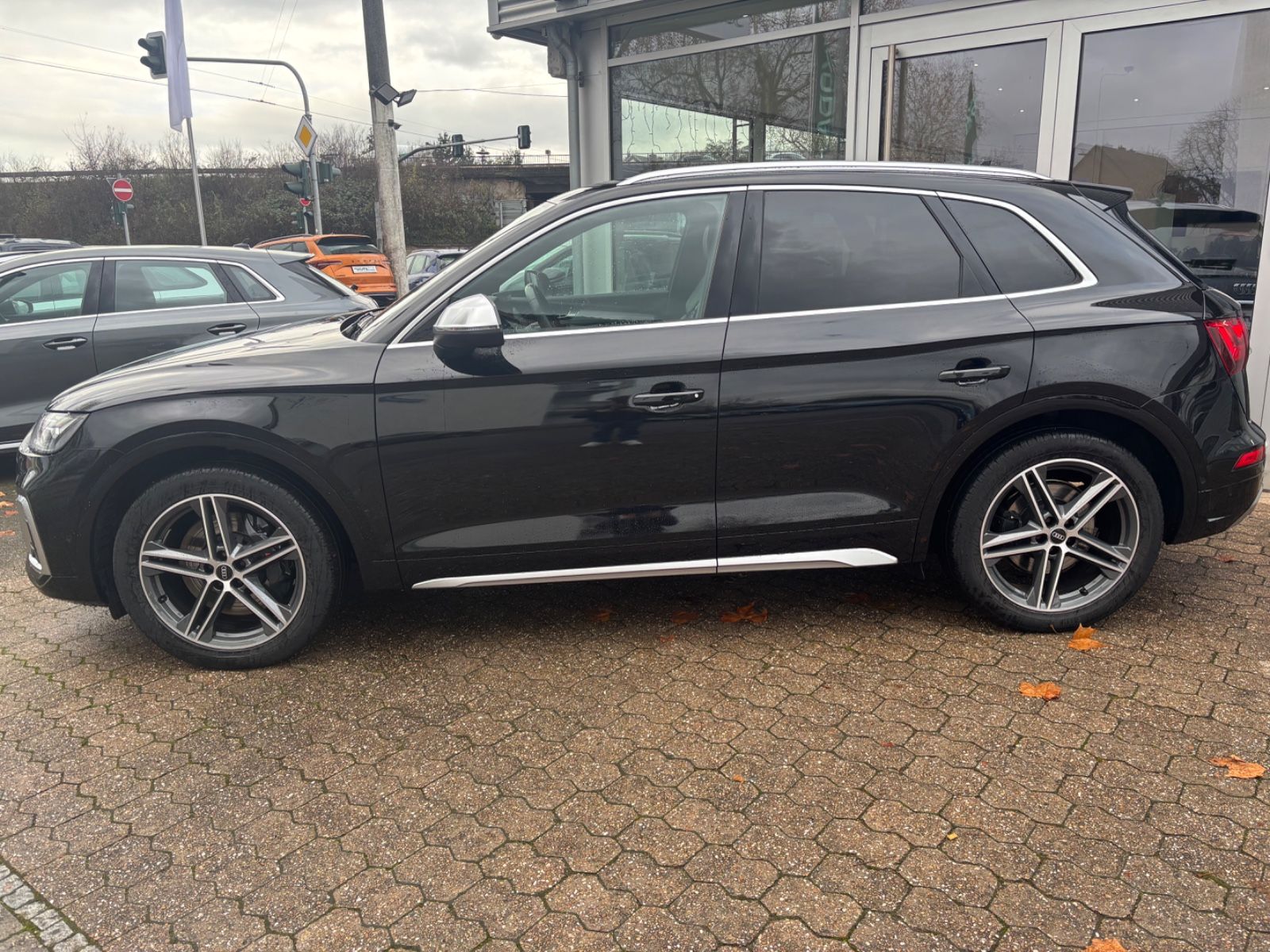 Fahrzeugabbildung Audi SQ5 Leder KAM SHZ NAVI