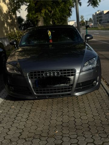 Audi TT 8J