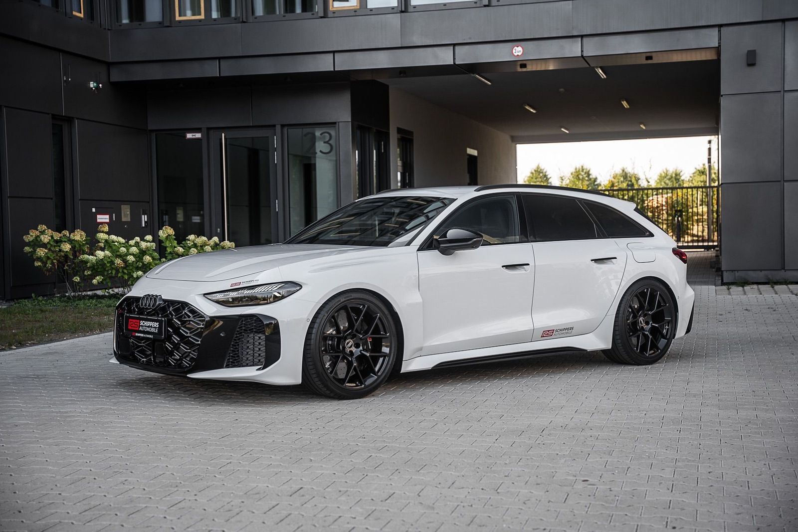 Fahrzeugabbildung Audi RS5 Avant KERAMIK|SPORTPAKET|HGP 818 PS