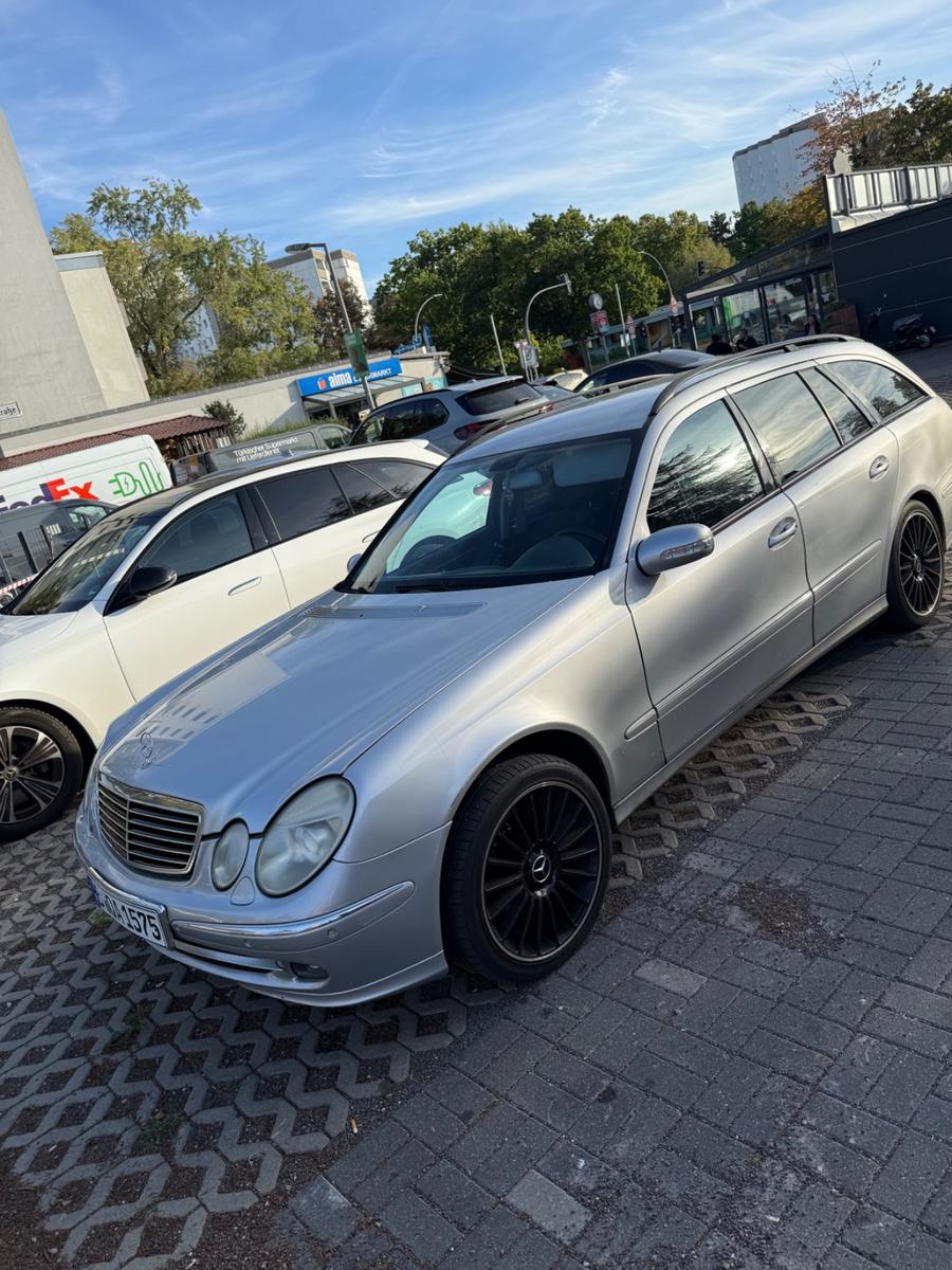 Mercedes-Benz E 280