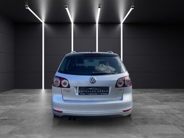 Volkswagen Golf - 8