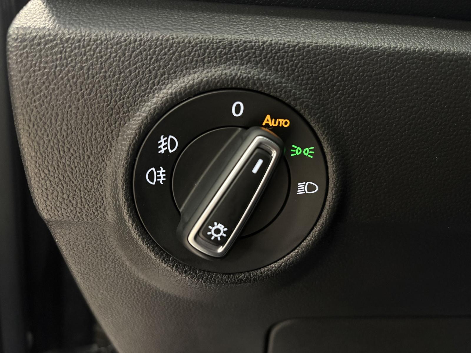Volkswagen T-Roc NAVI*ACC*PDC*CarPlay*LED*DSG*Dig.Cockpit, миниатюра 20