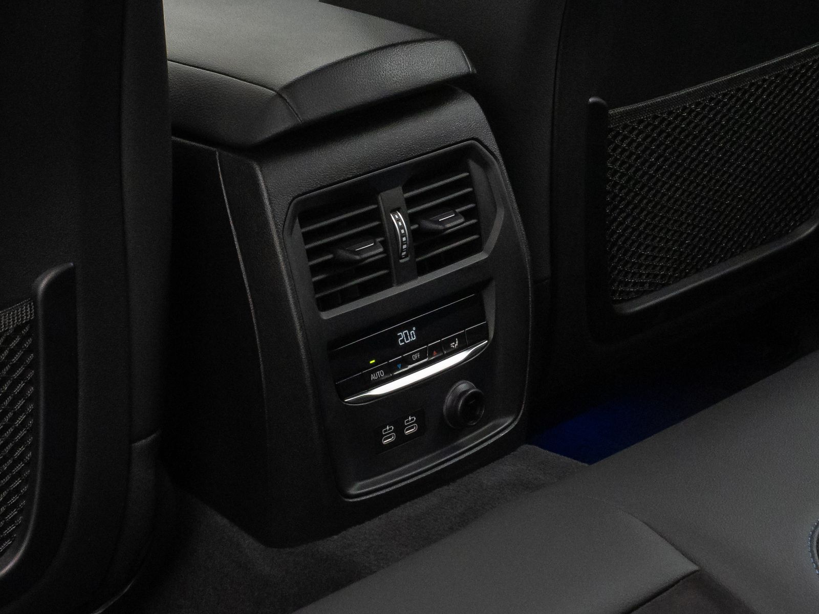 Fahrzeugabbildung BMW 330d xD M Sport Laser Kamera HUD HiFi Komfort