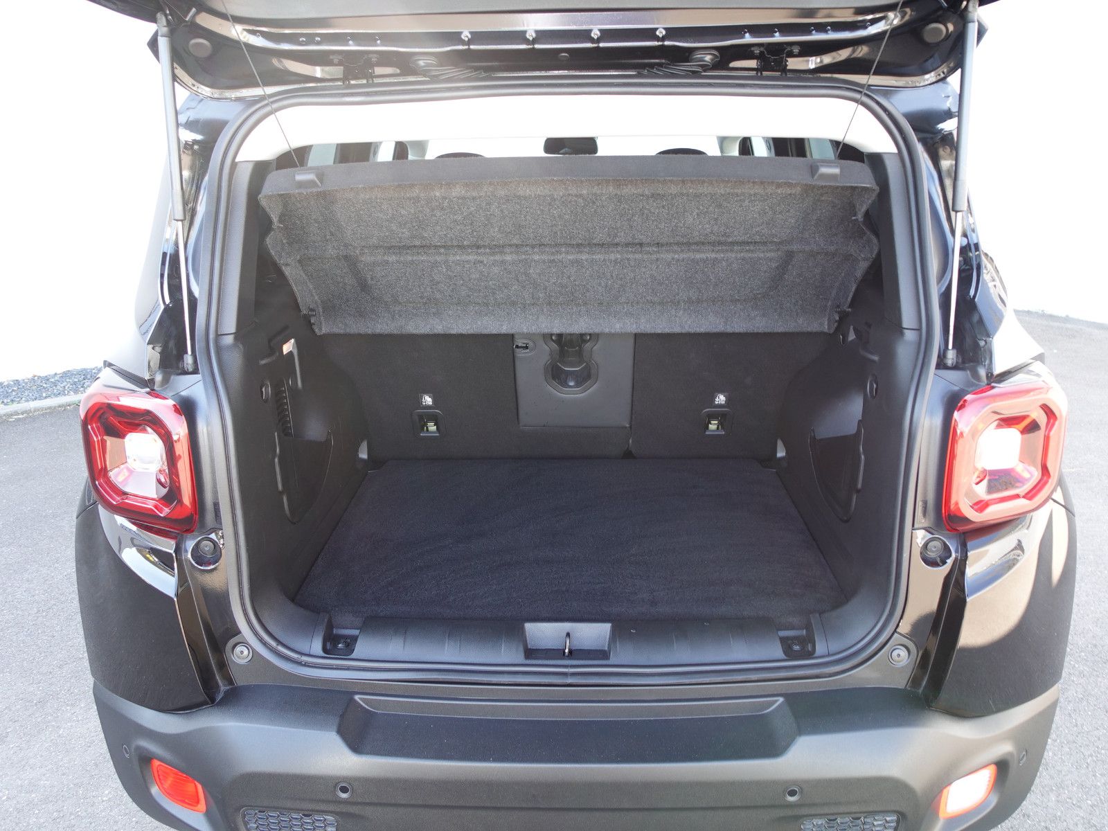 Fahrzeugabbildung Jeep Renegade 1.5 AUTOMATIK E-Hybrid S-Edition SHZ