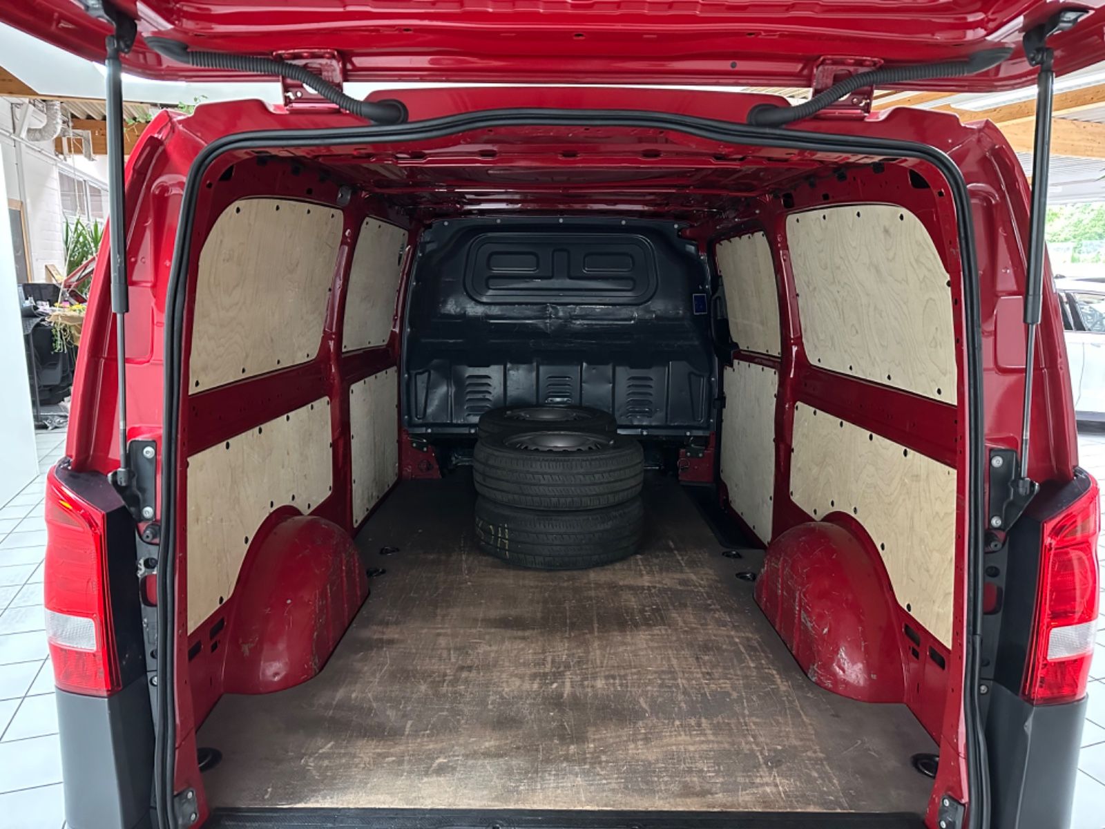 Fahrzeugabbildung Mercedes-Benz Vito Kasten 111 CDI FWD extralang*Klima*Radio