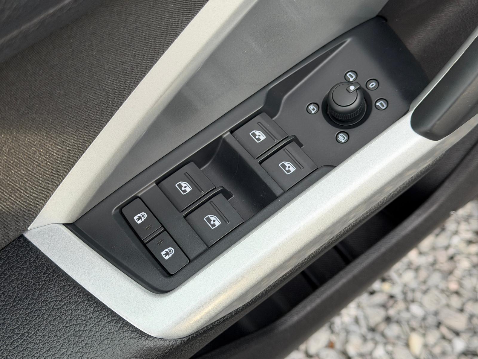 Audi Q3 35 TDI advanced S-Tronic Matrix Bang&O Virtua, миниатюра 29