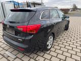 Kia cee'd 1.6 CRDI Navi Kamera Pdc Tüv Neu - Kia Kombi 2014 Cee d mit Diesel-Antrieb
