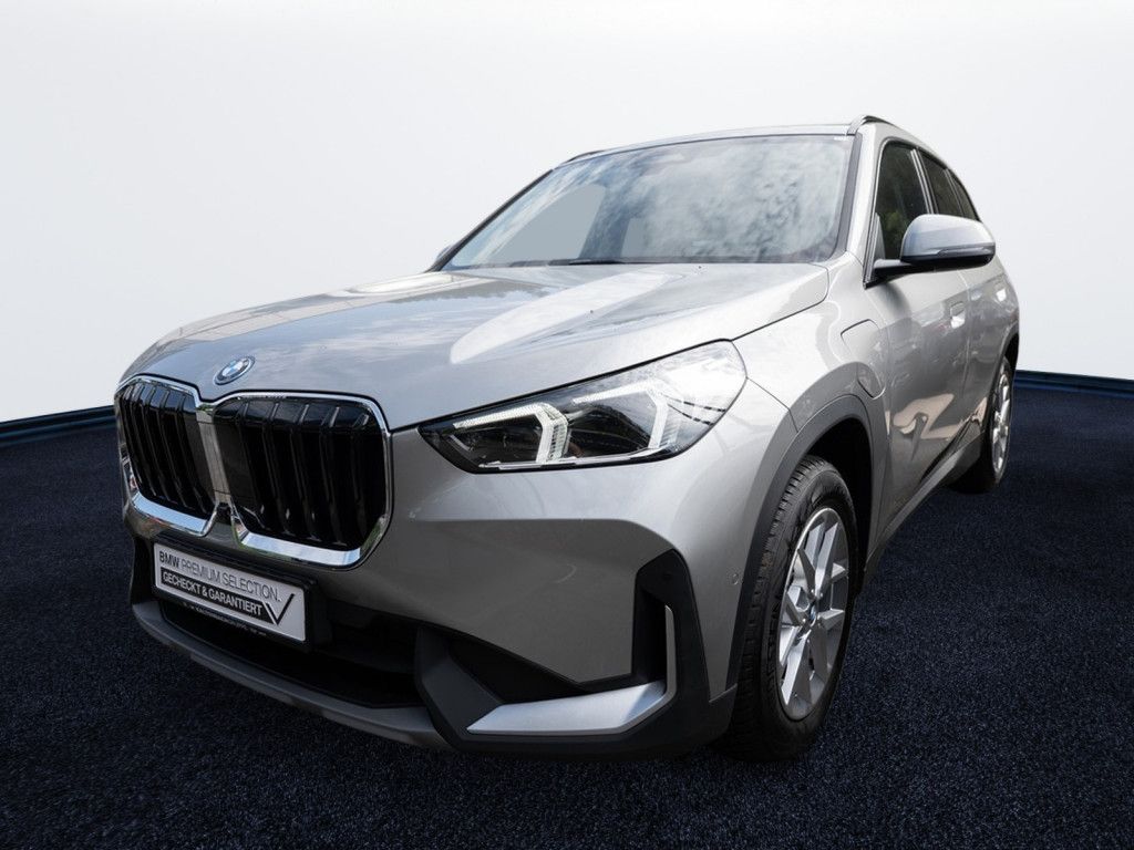 BMW X1 xDrive30e PANO HUD 360° LED ACC NAVI KAMERA foto 2