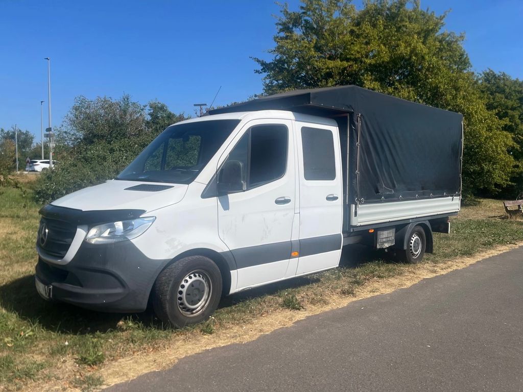 Image of Mercedes-Benz Sprinter