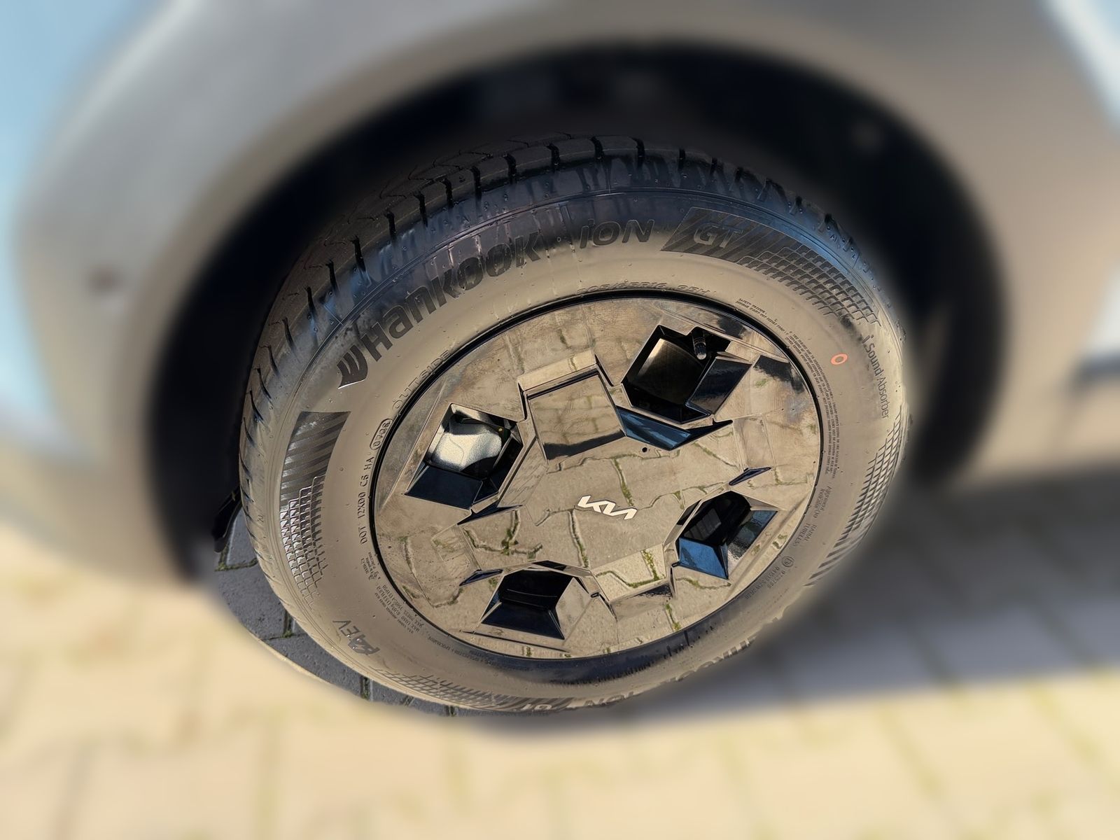 Fahrzeugabbildung Kia EV2 42.2 KWH 5S EARTH WIC TEC DWP