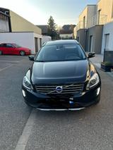 Volvo XC60 D4 Summum Geartronic Summum - Volvo XC60 in Freiburg