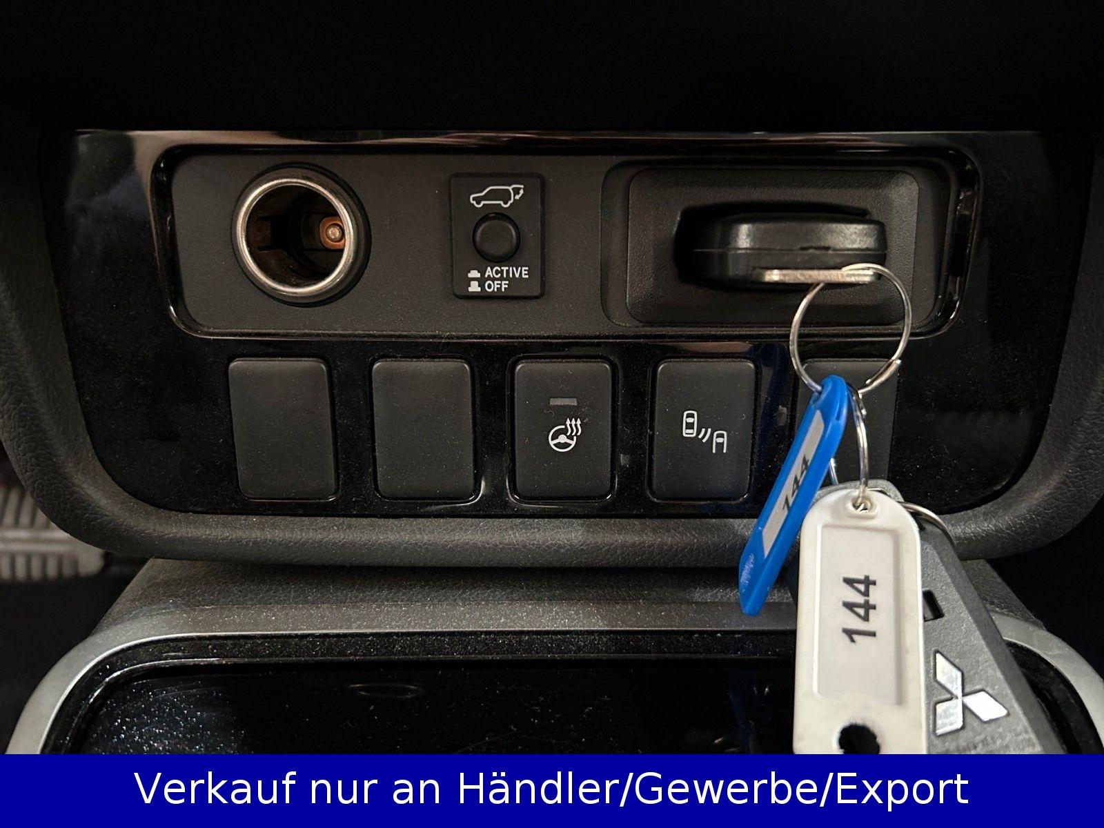 Mitsubishi Outlander 4WD Automatik Xenon SHZ  Kamera