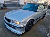 BMW 318i Cabrio M Paket - gebrauchte BMW 318 aus dem Jahr 1999