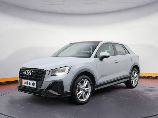 Audi Q2 S-Line 40 TFSI quattro S-tronic / Pano, AHK